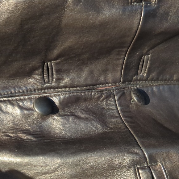 Vintage soft leather vest - Picture 9 of 13